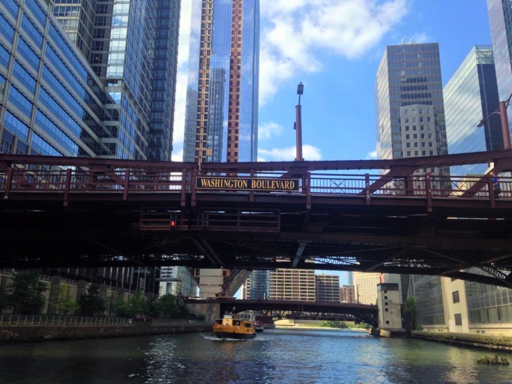 Chicago River Boats 
